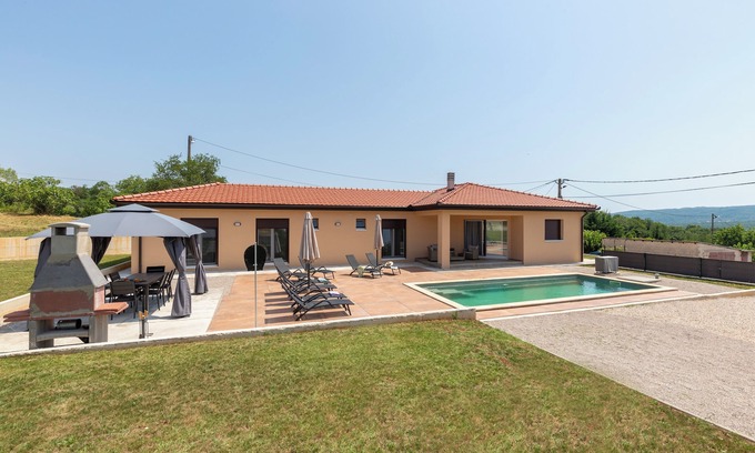 Kapelica Villa | Villa Xenia CO2 neutral, A+ energy efficient