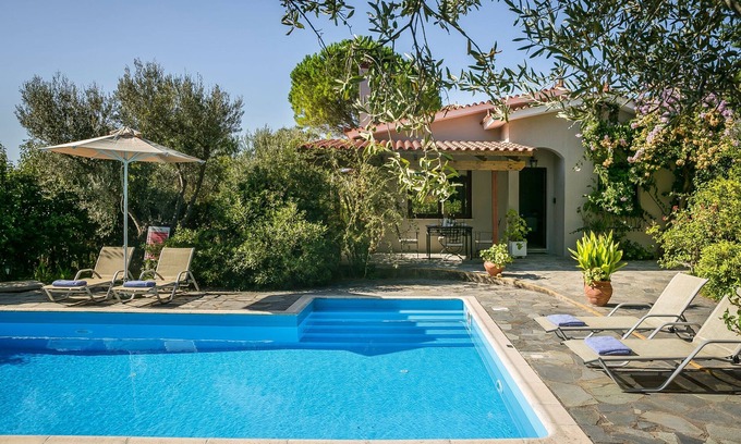 Kaligata Villa | Villa Xenia in Lakithra