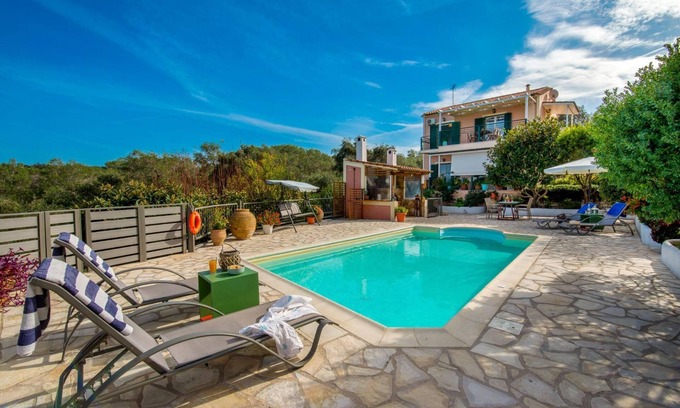 Lakka Villa | Villa Yiotta in Paxi