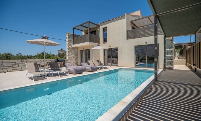 Asprouliani Villa | Villa en Georgioupolis con 3 habitaciones, capacidad 6