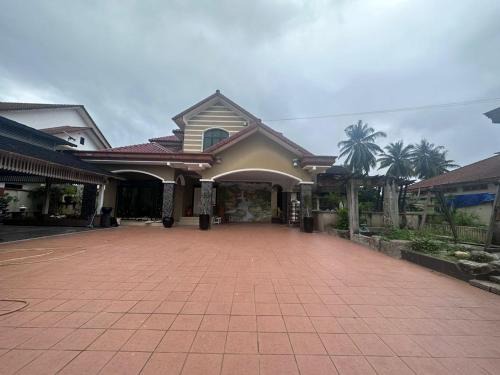 Kampung Geliga Besar Casa | Villabay Teluk Mak Nik Kemaman