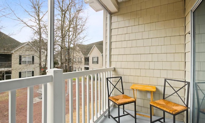 Little River Apartamento | Village at the Glens L-205