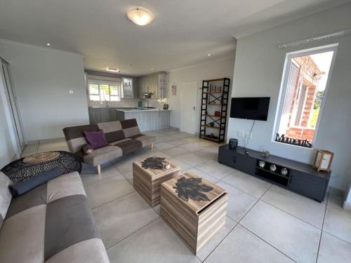 Port Elizabeth Casa | Village Bliss