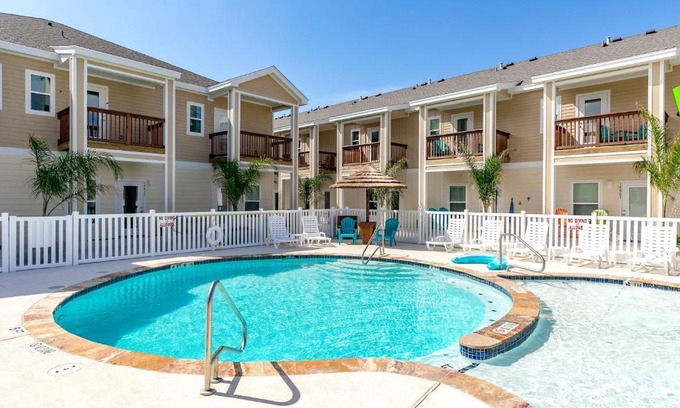 Corpus Christi Villa | Village by the Beach I921K