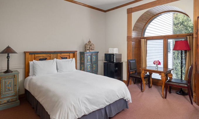 Telluride Apartamento | Village Hideaway, Telluride convenience steps to skiing and downtown!