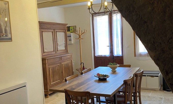 Montagnac Casa | Village house