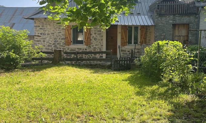 Selonnet Casa | Village house in 04 with garden, very comfortable with many leisure activities