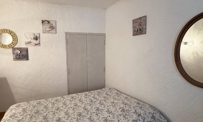 Montmeyan Casa | Village house in the heart of green Provence and Verdon animals welcome