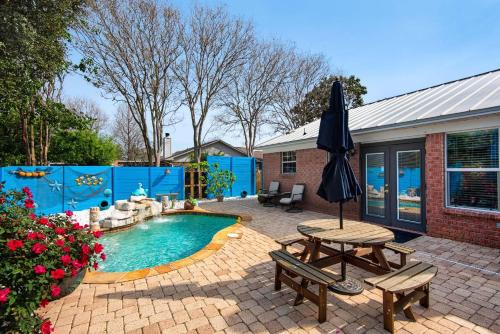 Gulf Breeze Casa | Village Oasis