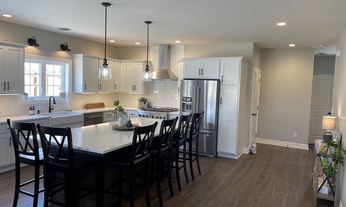 Ellicottville Condominio | Village retreat, new condo loaded with amenities hot tub, fire pit, game room