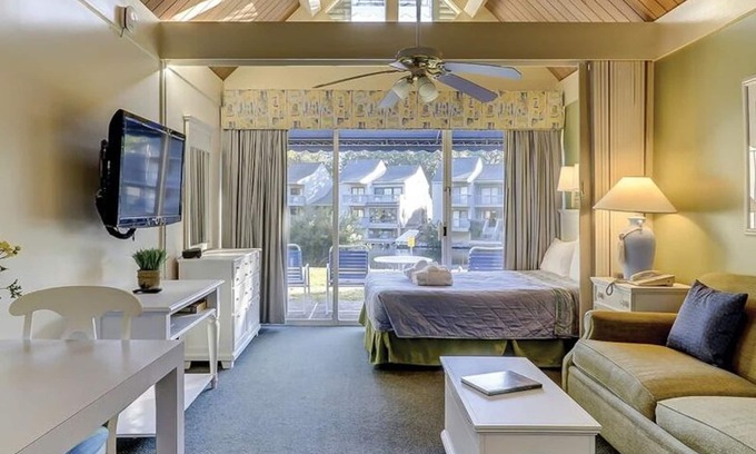 Palmetto Dunes Complejo | Village Studio at Palmetto Dunes. Great Value, Great Location, close to beach