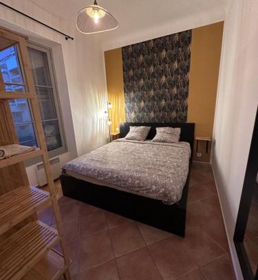 Old Town Apartamento | Villarey Home - central apartment in Menton