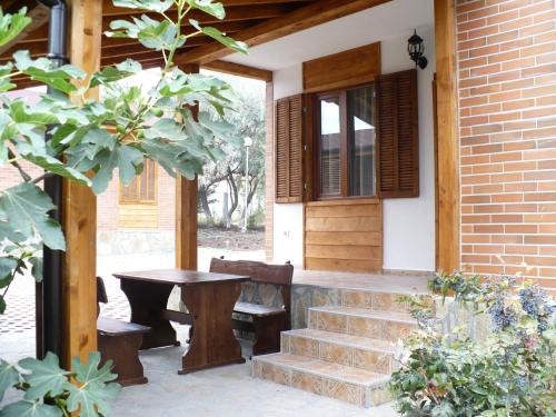 Chernomorets Complejo | Villas and Bungalows Panorama