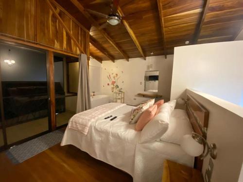 Monteverde Apartamento | Villas Flakis, Luna
