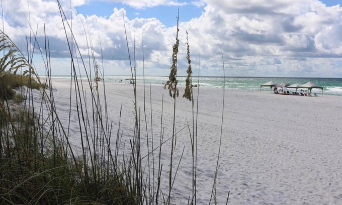 Pensacola Beach Condominio | Villas on the Gulf by Surfside VR