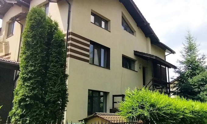 Iasi Villa | Villaweb, 2rooms ap. 5min drive to center &airport