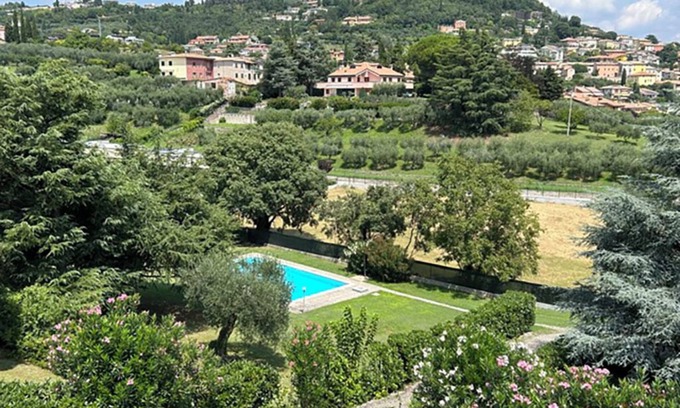 Cavaion Veronese Casa | Villetta Cavaion, in the middle of olive groves & vineyards overlooking the lake