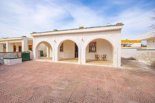Torre Castiglione Casa | Villetta Lia di fronte al mare