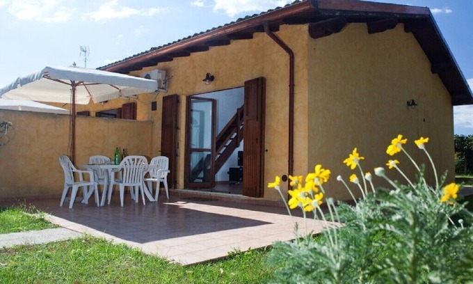 Sabaudia Casa | Villino 4 Sabaudia 4a stone's throw from the sea in the Circeo national park