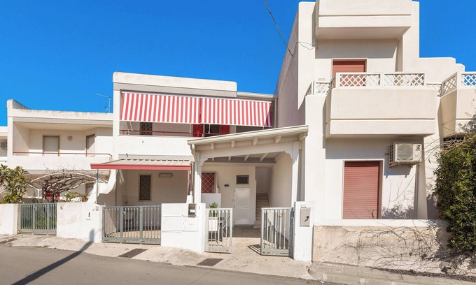 Roca Vecchia Apartamento | Villino Crisalì by BarbarHouse
