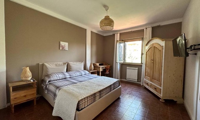 Rome Casa | Villino Felix - Roma Bravetta