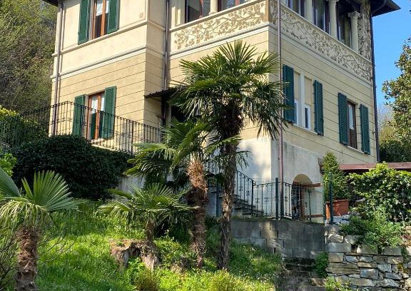 Laveno Mombello Casa | Villino Tarlarini
