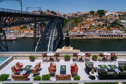 Santa Marinha Hotel | Vincci Ponte de Ferro