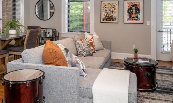 Over-the-Rhine Condominio | Vine St Unit 203 · Gimme Shelter | OTR