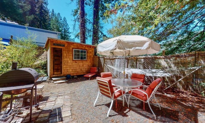 Guerneville Casa | Vineyard Cottage