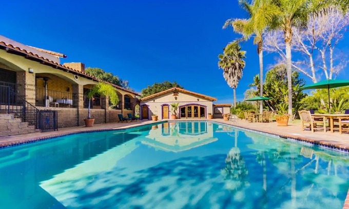 Jamul Casa | Vineyard Hacienda