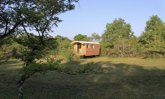 Mauroux Cabaña | Remolque eco-autónomo VINHA