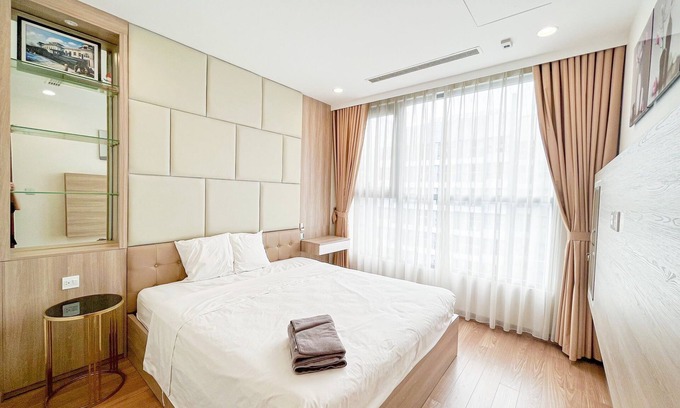 Hoang Mai Condominio | Vinhomes Times City by Emily in Town