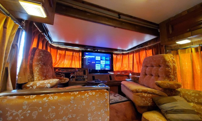 Las Cruces Casa | Vintage 80's Retro RV Experience, Back to 1985!