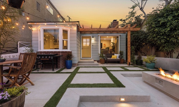 Belmont Shore Casa | Vintage Boho Beach Cottage