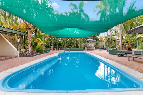 The Gardens Apartamento | Vintage Charm at The Gardens with Lagoon Pool