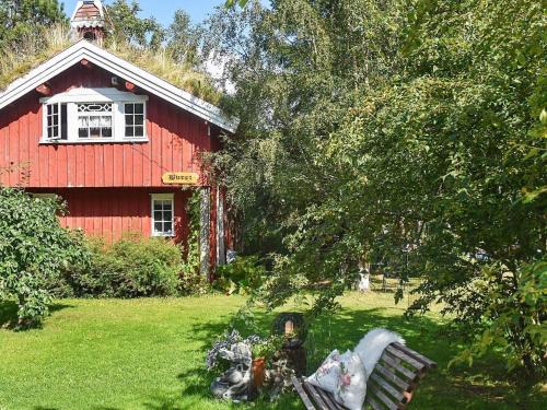 Torjulvagen Casa | Vintage Charm by the Sea-By Traum
