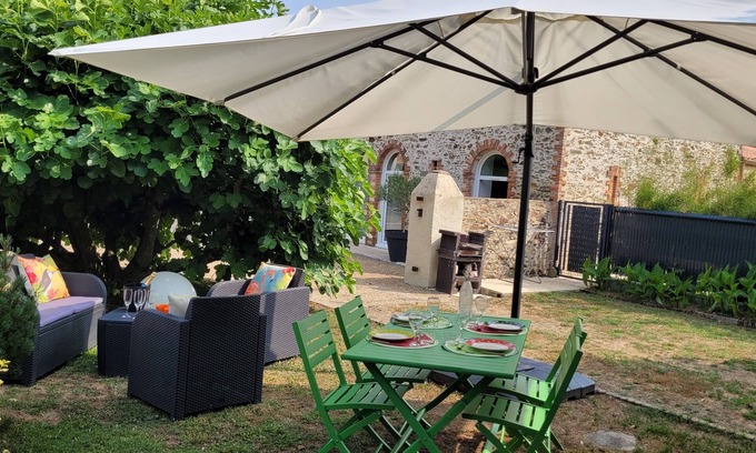 Saint-Aignan-Grandlieu Casa | Vendimia a las puertas de acceso del aeropuerto de Nantes.