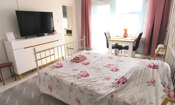Hamor Apartamento | Vintage love apartment in Miskolc - A piece of love