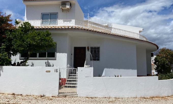 Portimao Villa | Vintage Villa