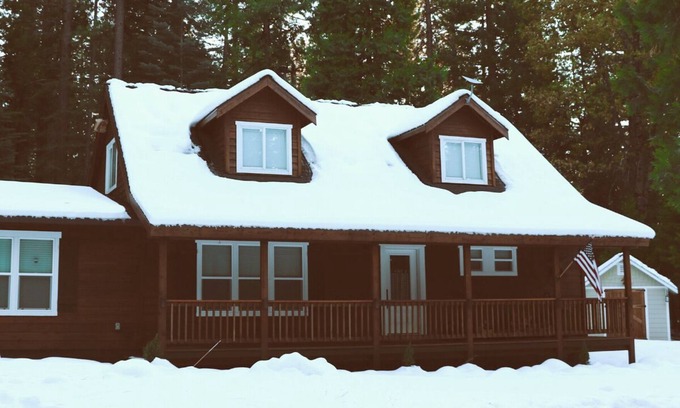Shingletown Casa | Viola Pines - Entire Home