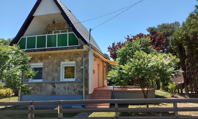 Balatonmariafurdo Casa | Violett by Interhome