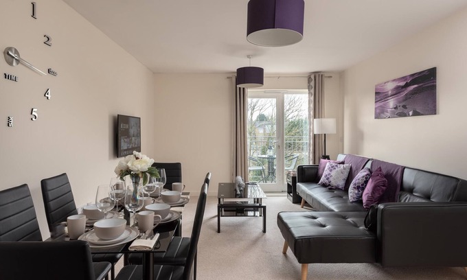 Fenny Stratford Apartamento | Virexxa Bletchley - Executive Suite - 2Bed Flat with Free Parking