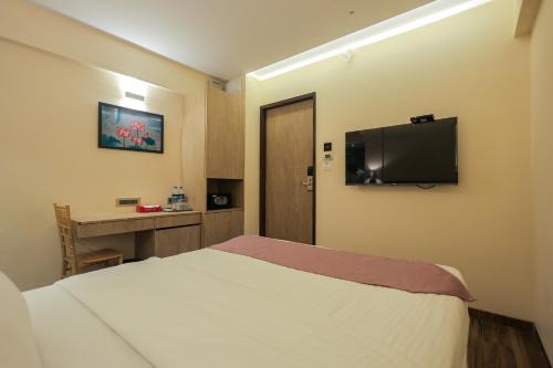 Andheri Hotel | Vishal Hall