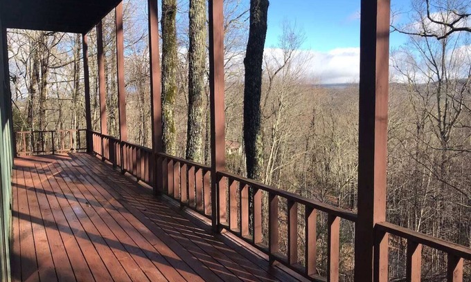 Sky Valley Casa | Visit Juniper Lodge; our 4-bdr mountain cabin located at the top of Sky Valley!