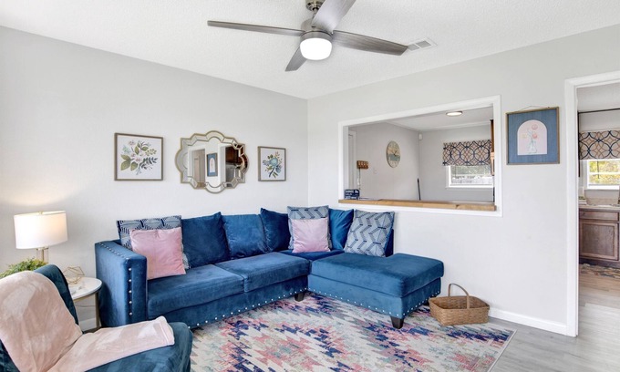 Brent Casa | Visit Pensacola! Home near PCC, beaches, downtown.