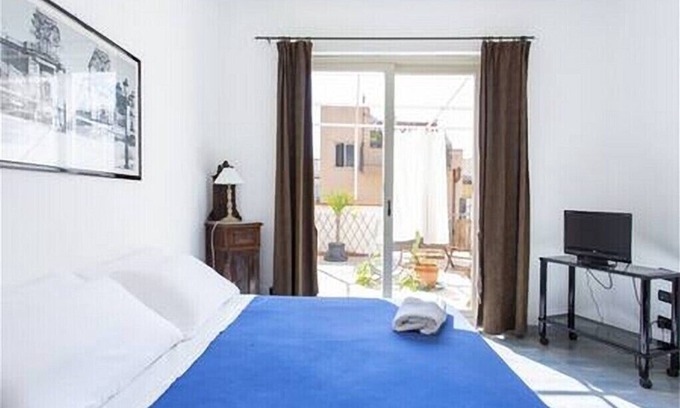 Sferracavallo Apartamento | A tiro de piedra del mar y bien comunicado con el centro histórico de Palermo.