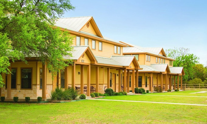 Gruene Complejo | Visite el galardonado Schlitterbahn Waterpark Resort.
