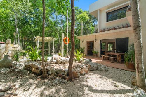 Chemuyil Casa | Visit this Chemuyil Treasure Villa Xulon