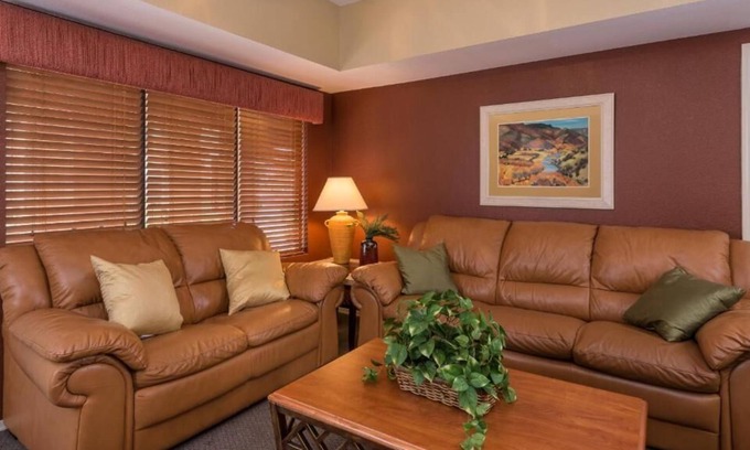 East Mesa Complejo | Visit Westgate Painted Mountain Golf Resort for a lavish stay & spectacular view