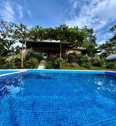 Cantón de Guatuso Villa | Vista al Volcán Tenorio y Montaña